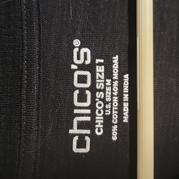 Chico's Button Henley‎ Top 3/4 Sleeve V Neck Casual Comfy Blouse - Picture 4 of 5